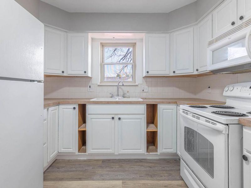 1300 Edgebrook Avenue, New Carlisle, OH 45344 Photo 7