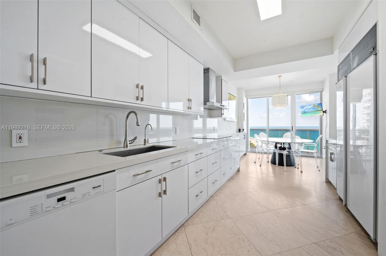 9601 Collins Ave , Unit 1504, Bal Harbour, FL 33154 Photo
