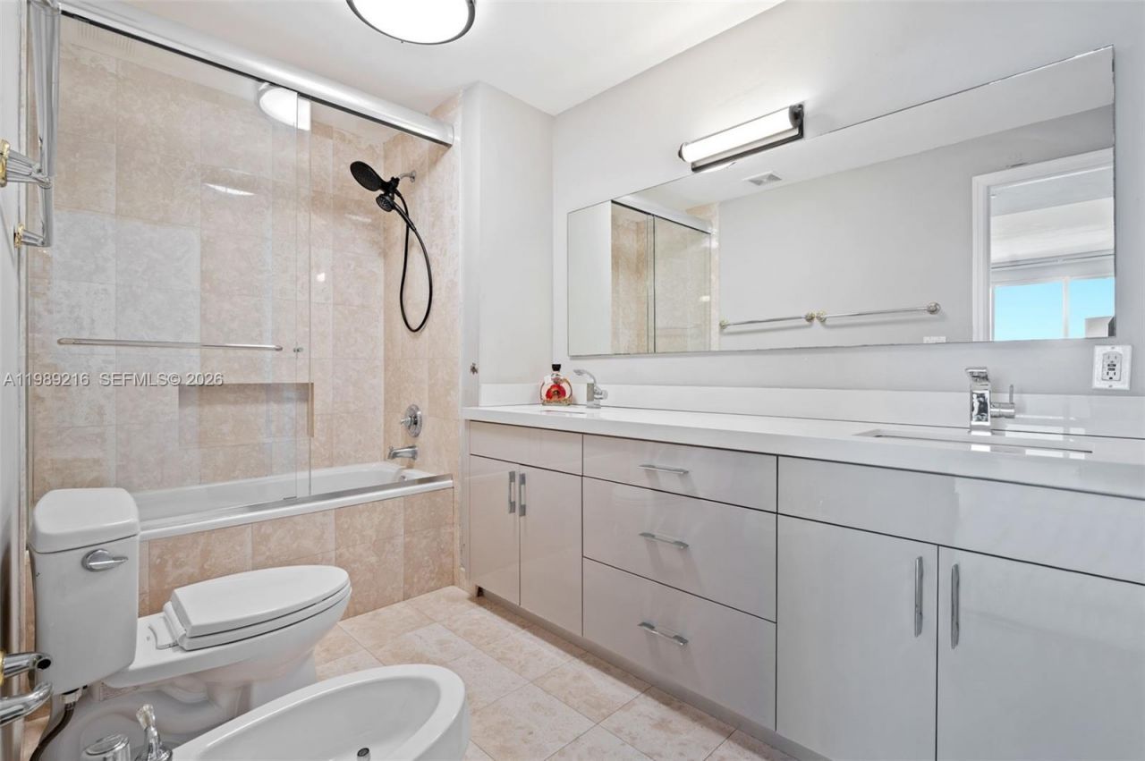 9601 Collins Ave , Unit 1504, Bal Harbour, FL 33154 Photo