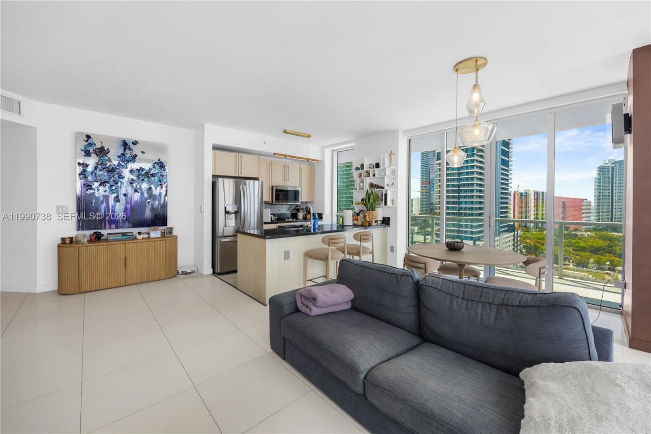 79 SW 12th St, Unit 2401-S, Miami, FL 33130 Photo