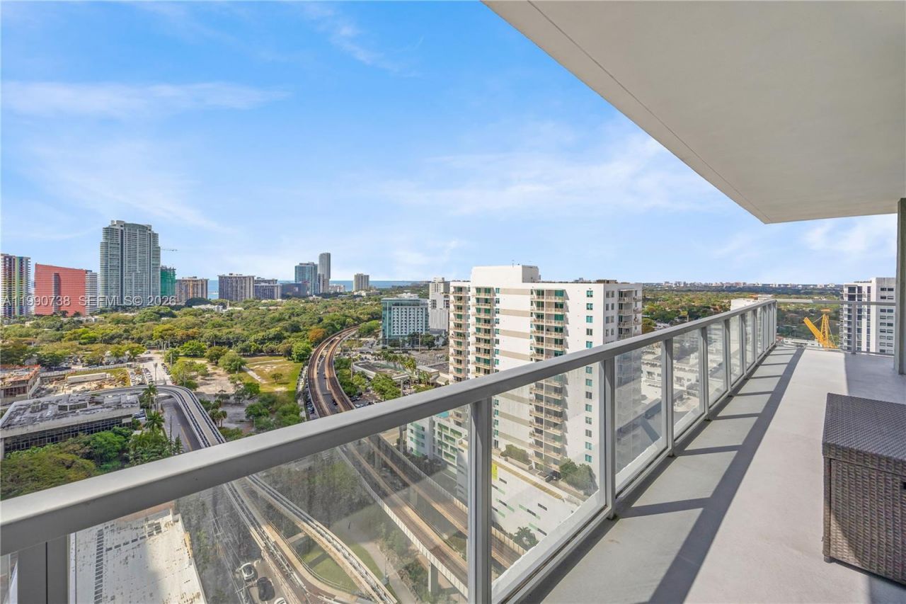 79 SW 12th St, Unit 2401-S, Miami, FL 33130 Photo