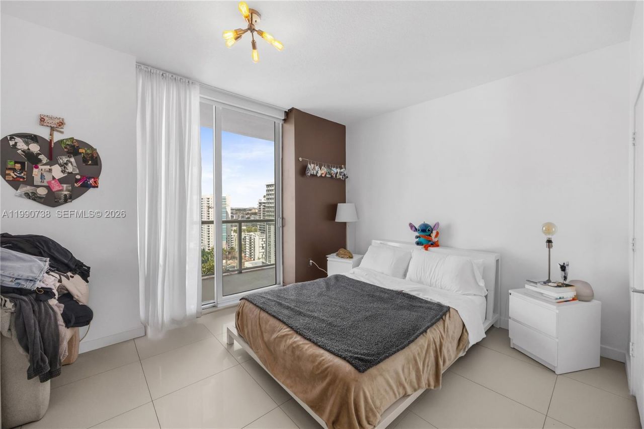 79 SW 12th St, Unit 2401-S, Miami, FL 33130 Photo