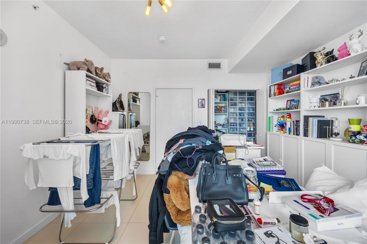 79 SW 12th St, Unit 2401-S, Miami, FL 33130 Photo