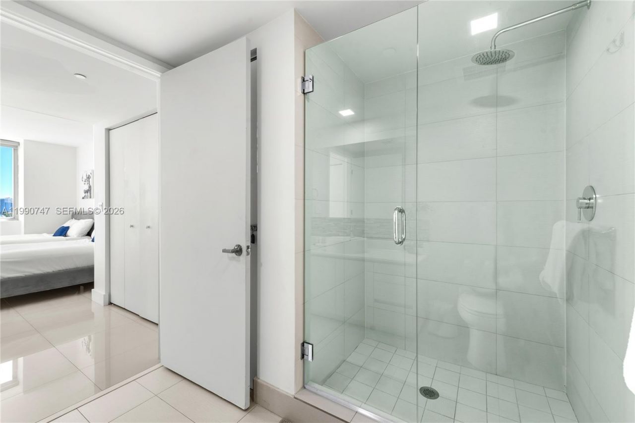 2600 E Hallandale Beach Blvd , Unit T1001, Hallandale Beach, FL 33009 Photo