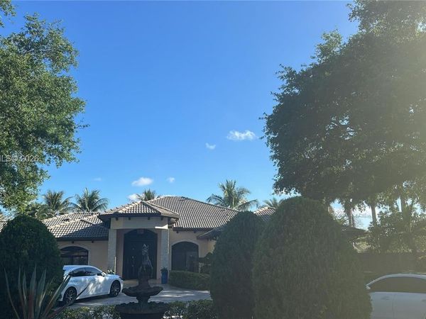 5200 SW 113th Ave , Davie, FL 33330