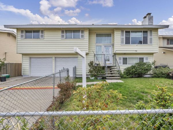 3035 Everett Drive, Reno, NV 89503