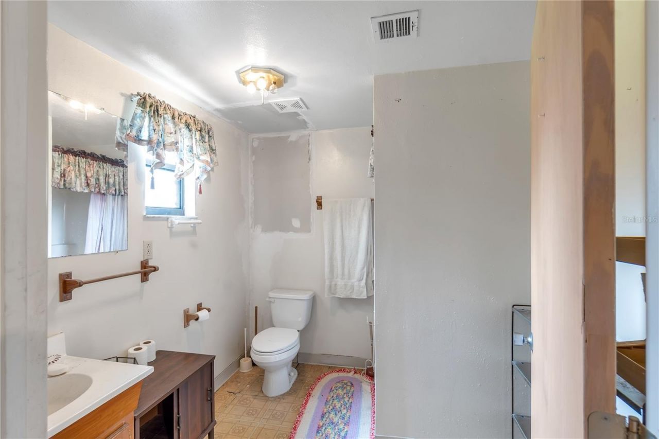 508 63rd Avenue Drive W, Bradenton, FL 34207 Photo