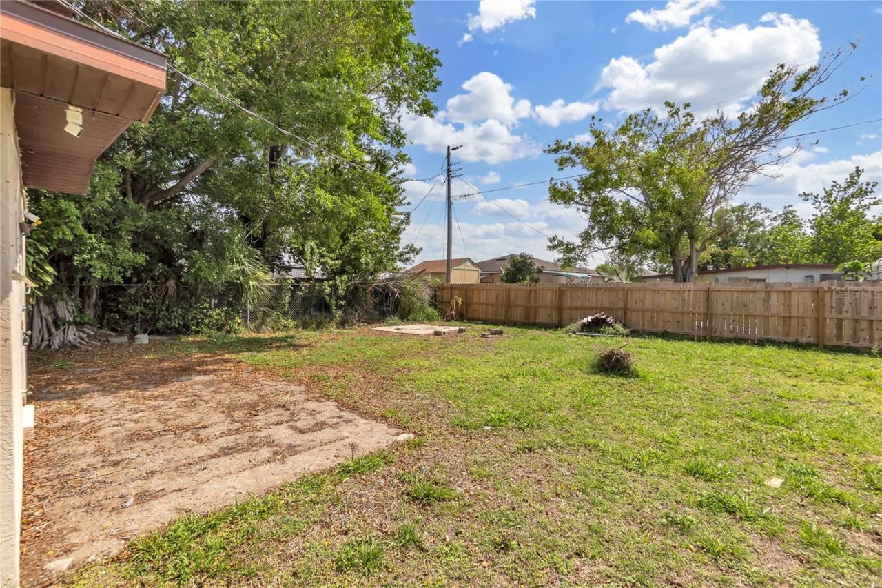 508 63rd Avenue Drive W, Bradenton, FL 34207 Photo