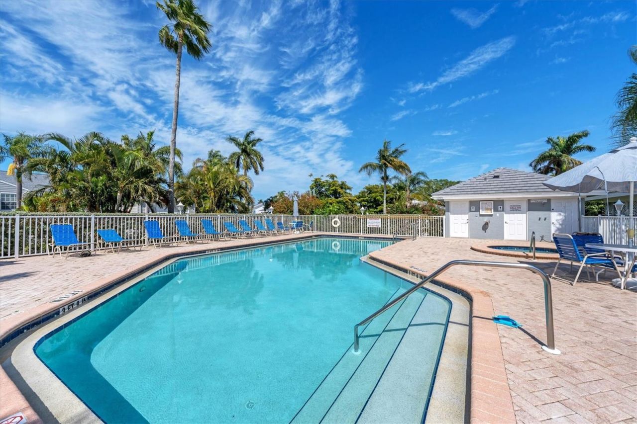 1323 Perico Point Circle, Unit 107, Bradenton, FL 34209 Photo