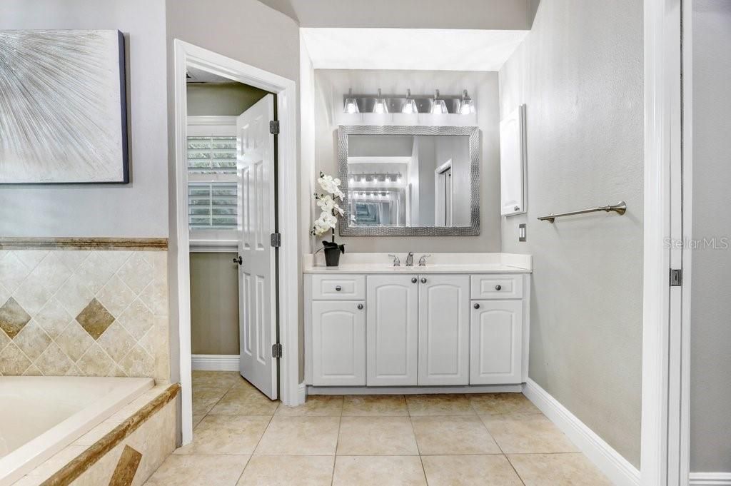 10201 Millport Drive, Tampa, FL 33626 Photo