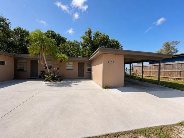 1353 LAKEVIEW ROAD, CLEARWATER, FL 33756