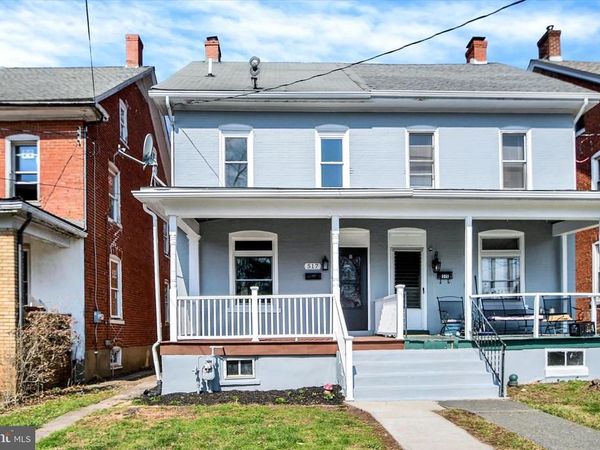 517 W 5TH STREET, PENNSBURG, PA 18073