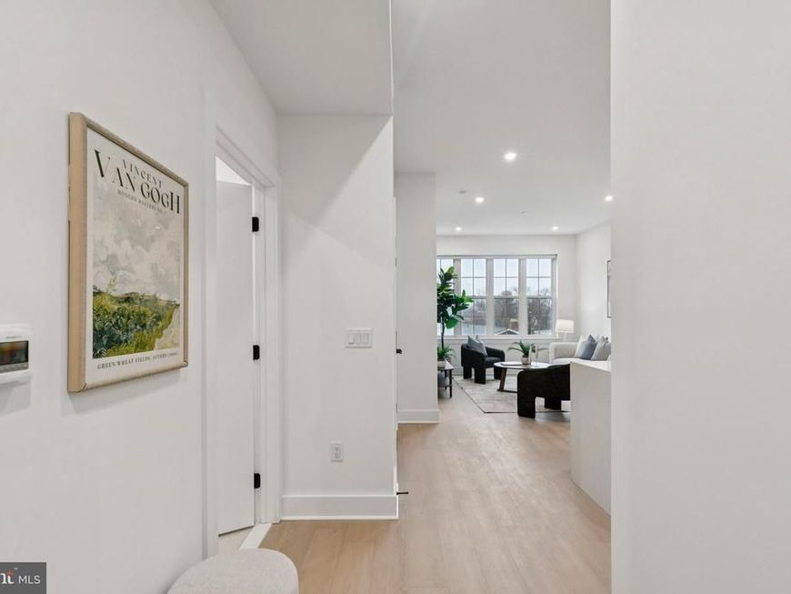 20 30 W Allens Lane, Unit 109, Philadelphia, PA 19119 Main Photo