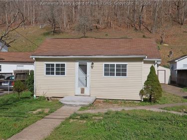 3566 Spring Fork Drive, Charleston, WV 25306