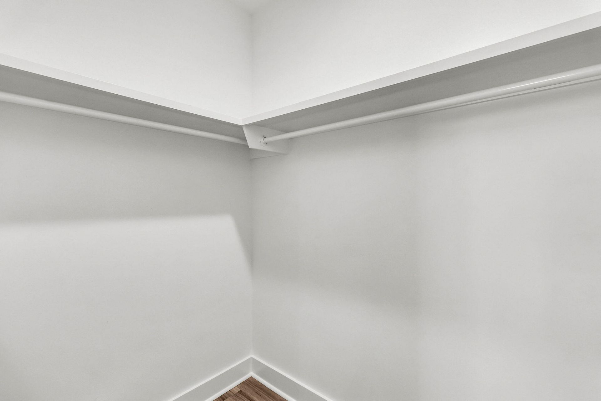 1137 Forbes Avenue Photo 23