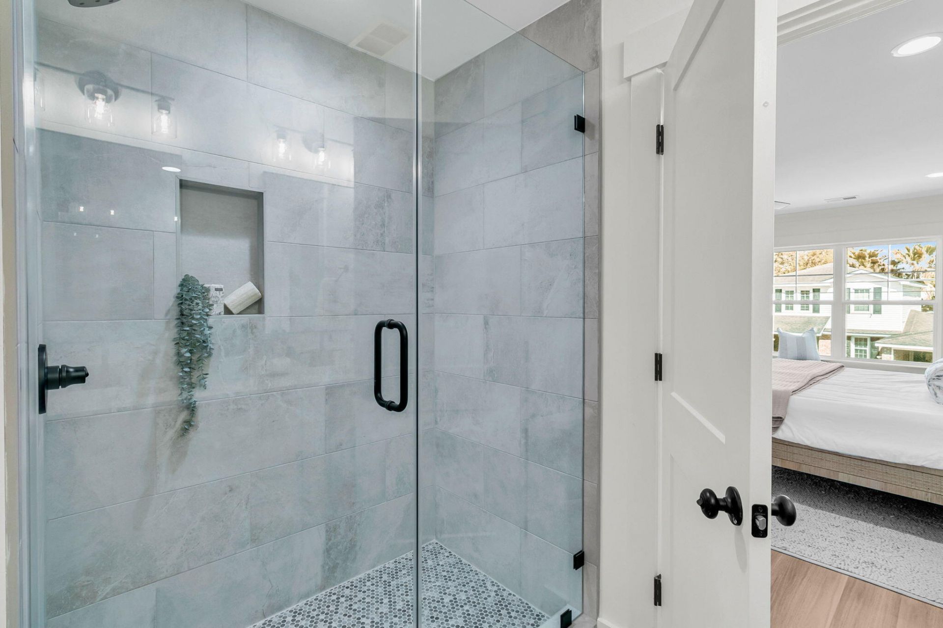 1137 Forbes Avenue Photo 33