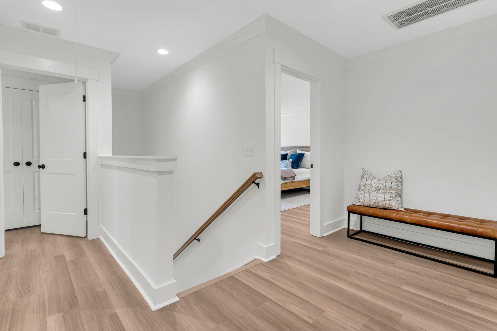 1137 Forbes Avenue Photo 37