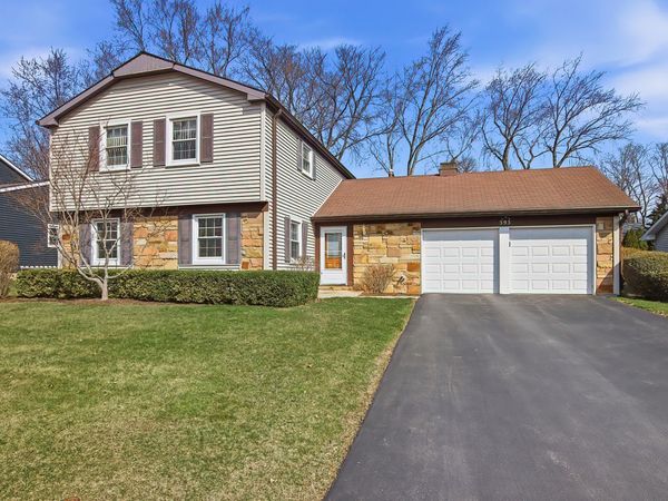 393 Indian Hill Drive, Buffalo Grove, IL 60089