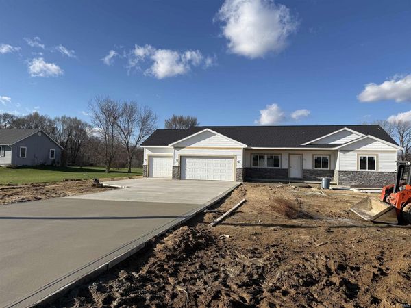 10073 Inwood Road, Osceola, IN 46561