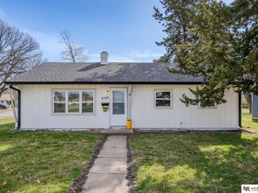 250 N Lincoln Avenue, Fremont, NE 68025