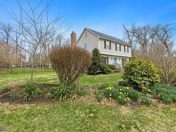 14 Grove Street, Rocky Hill, NJ 08553