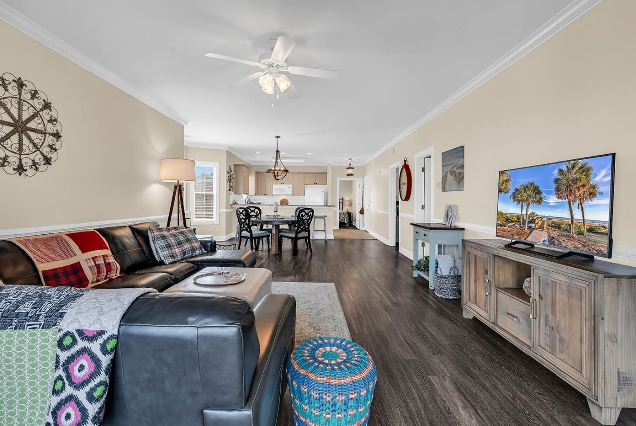 4879 Luster Leaf Circle  Photo 18