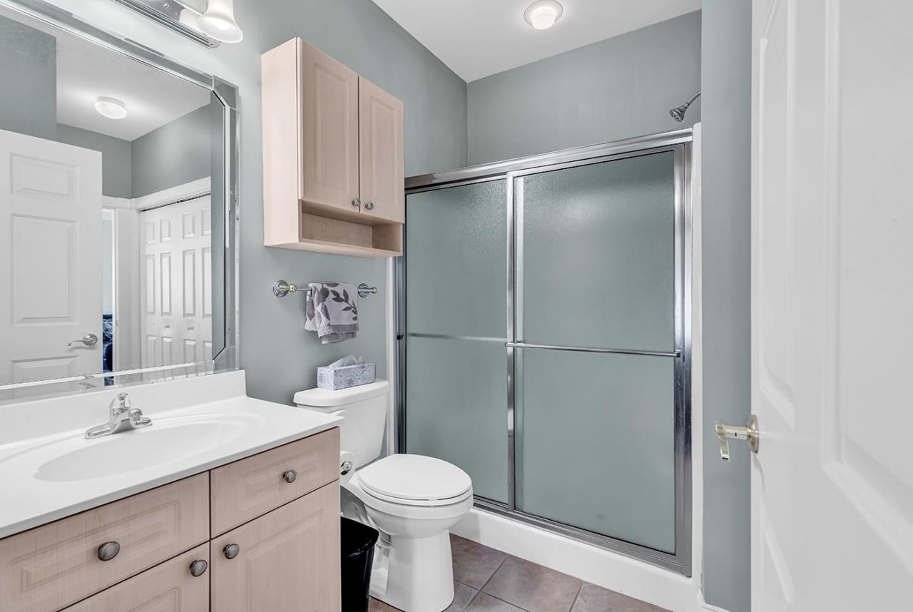 4879 Luster Leaf Circle  Photo 25