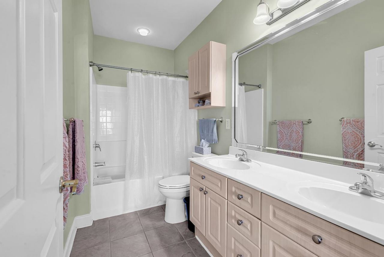 4879 Luster Leaf Circle  Photo 36