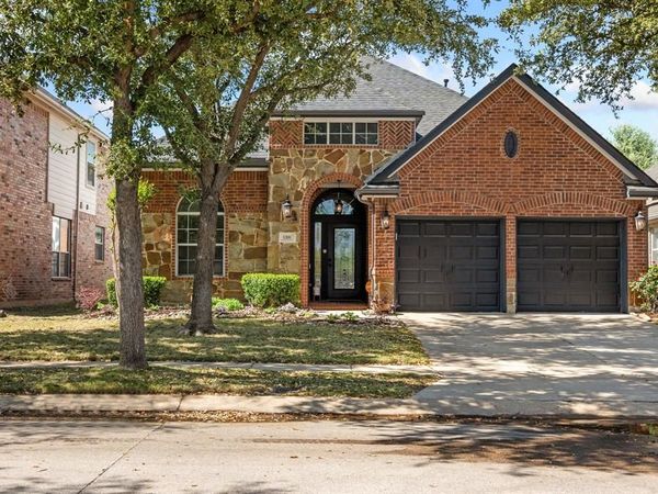 1301 Meadows Avenue, Lantana, TX 76226