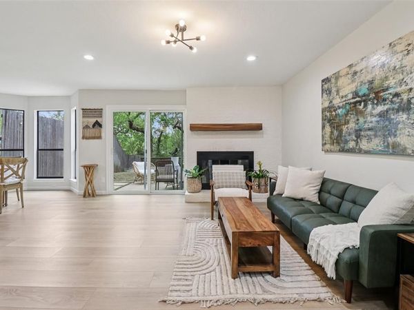 1428 Hampton Road, Grapevine, TX 76051