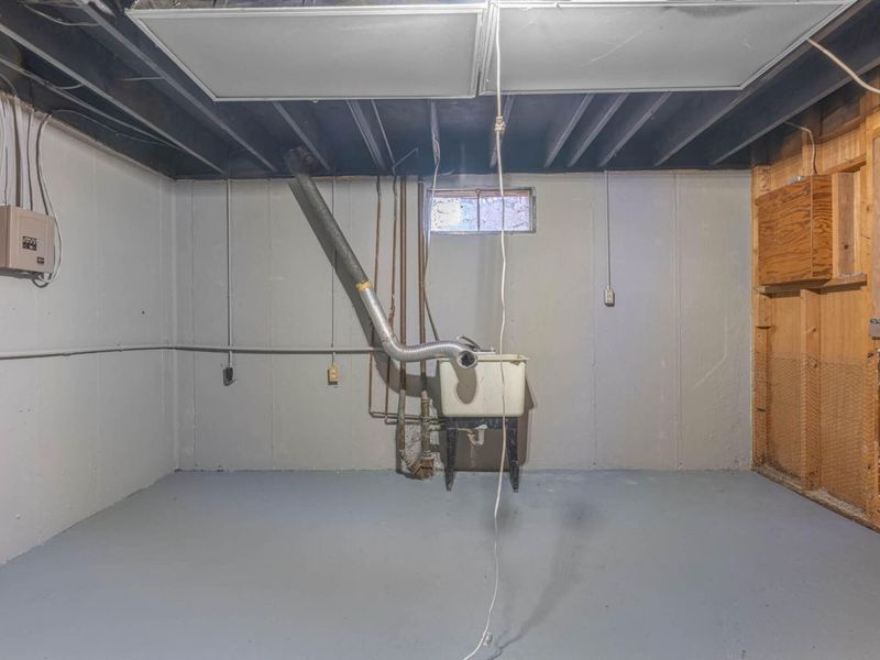 1300 Edgebrook Avenue, New Carlisle, OH 45344 Photo 21