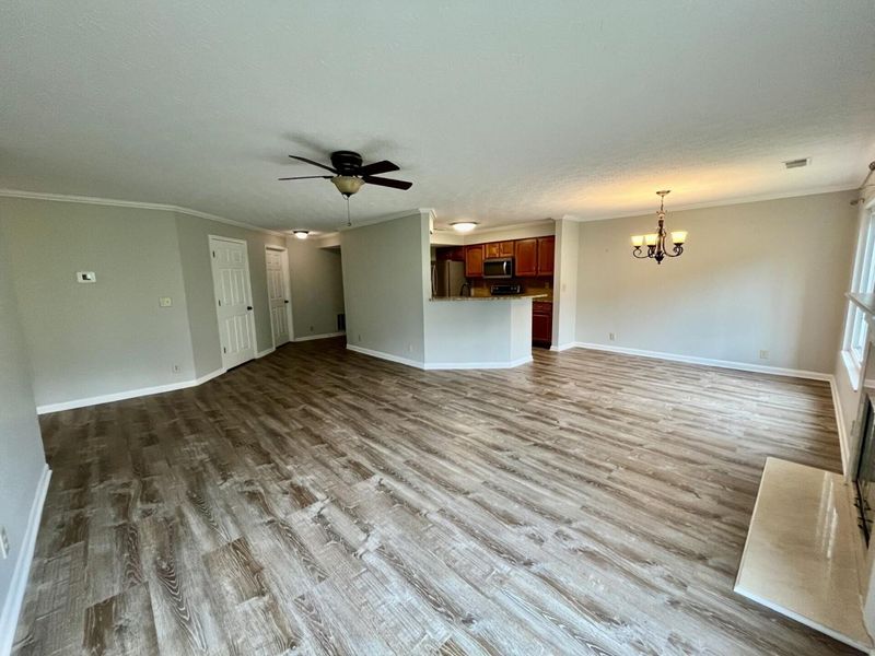 2123 Clareglen Drive, Unit 204, Crescent Springs, KY 41017 Photo 4