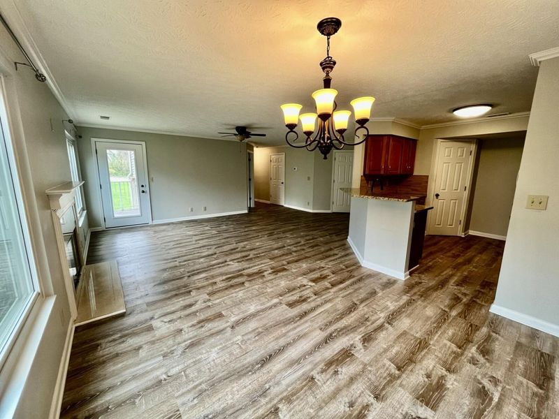 2123 Clareglen Drive, Unit 204, Crescent Springs, KY 41017 Photo 5