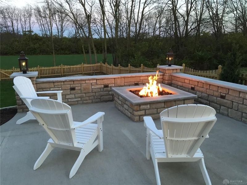 731 Sherwood Drive, Troy, OH 45373 Photo 33