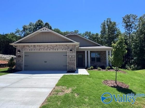6562 Oak Meadow Drive, Owens Cross Roads, AL 35763