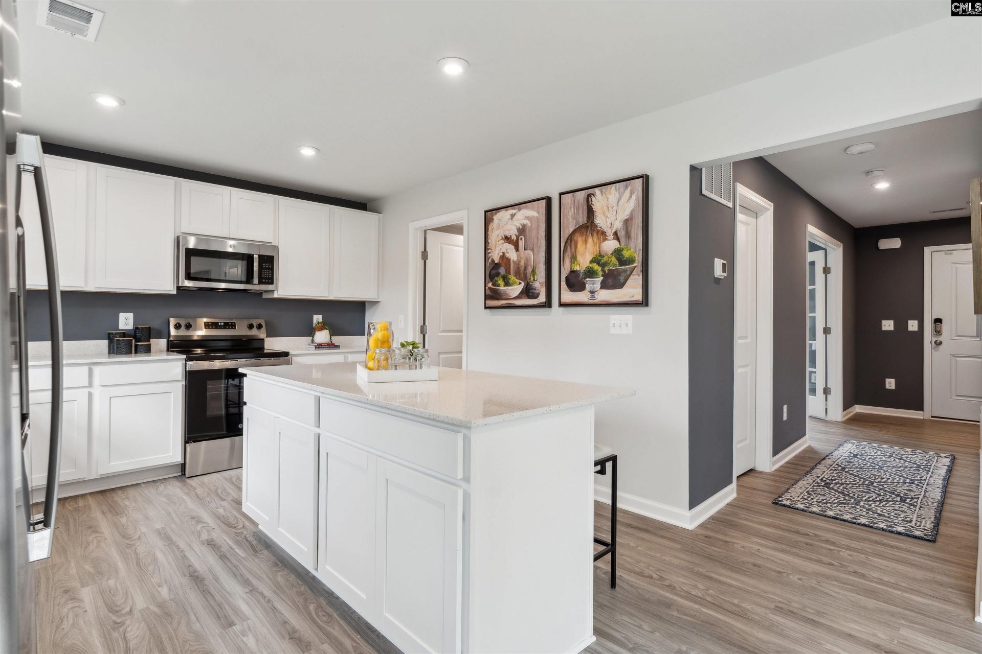 194 Kingfield Drive Photo 10