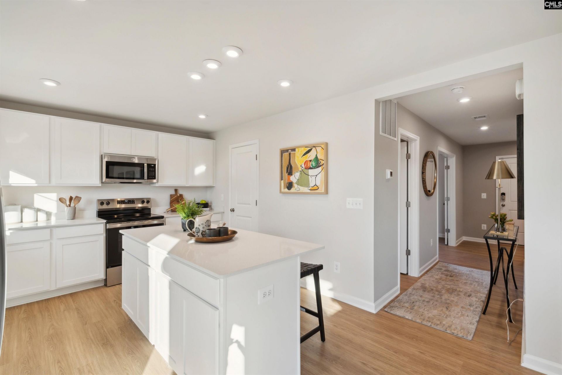 194 Kingfield Drive Photo 11