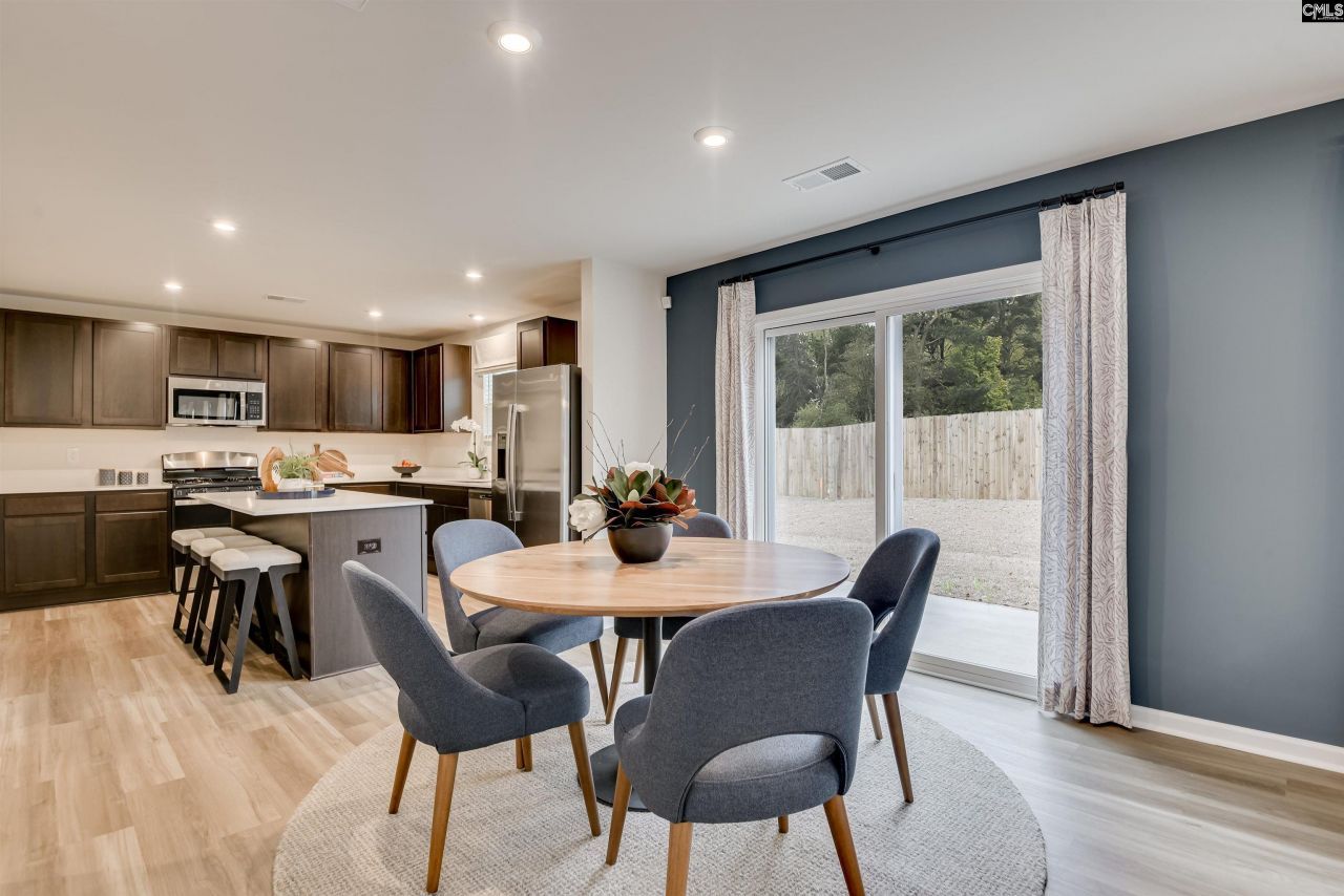 194 Kingfield Drive Photo 15