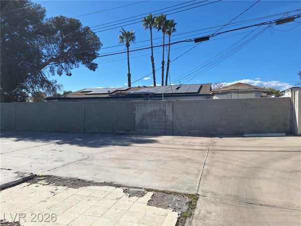 3187 S Eastern Avenue , Las Vegas, NV 89169