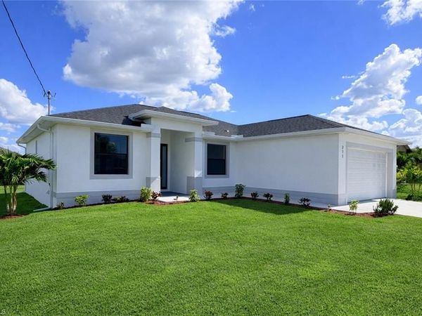 211 NW 25th AVE , CAPE CORAL, FL 33993