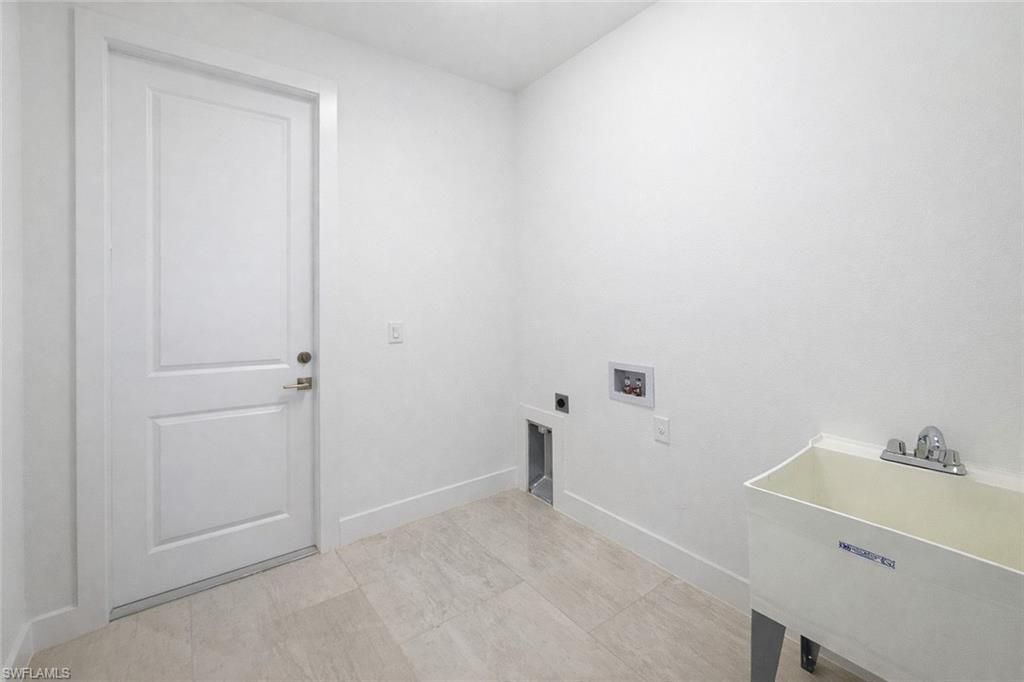 211 NW 25th Ave , Cape Coral, FL 33993 Photo