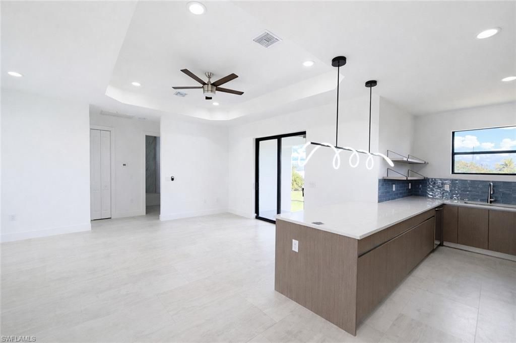 211 NW 25th Ave, Cape Coral, FL 33993 Photo