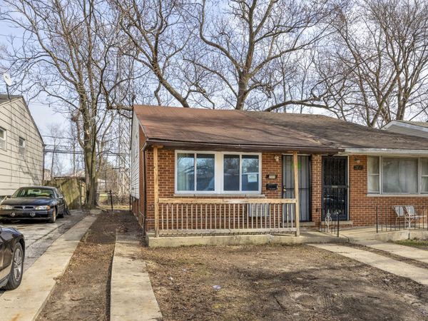 11641 S Peoria Street , Chicago, IL 60643