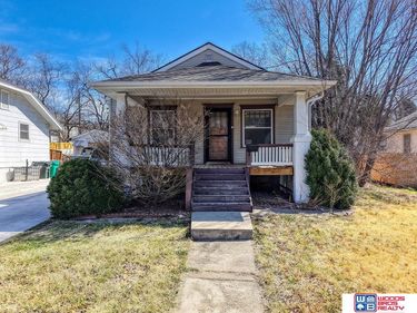 2924 S 13th Street, Lincoln, NE 68502