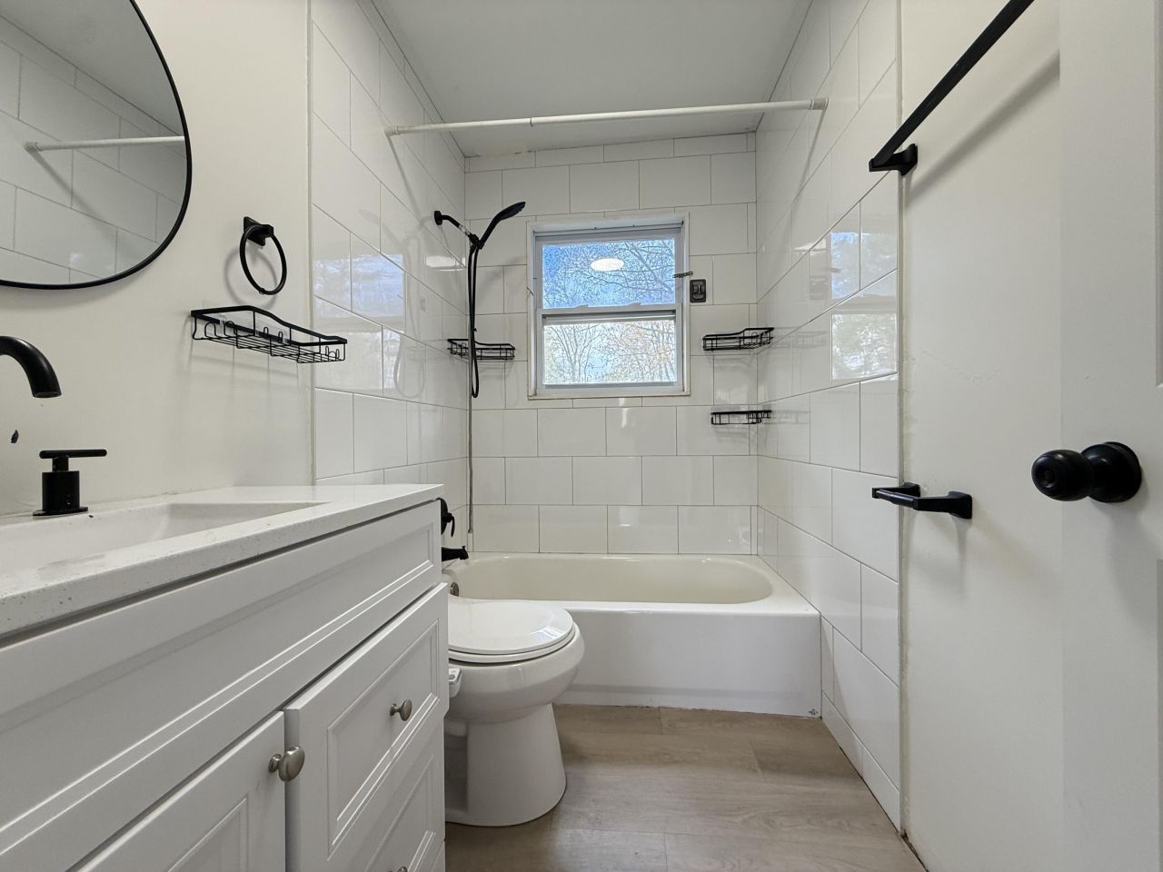 285 Koger Drive Photo 10