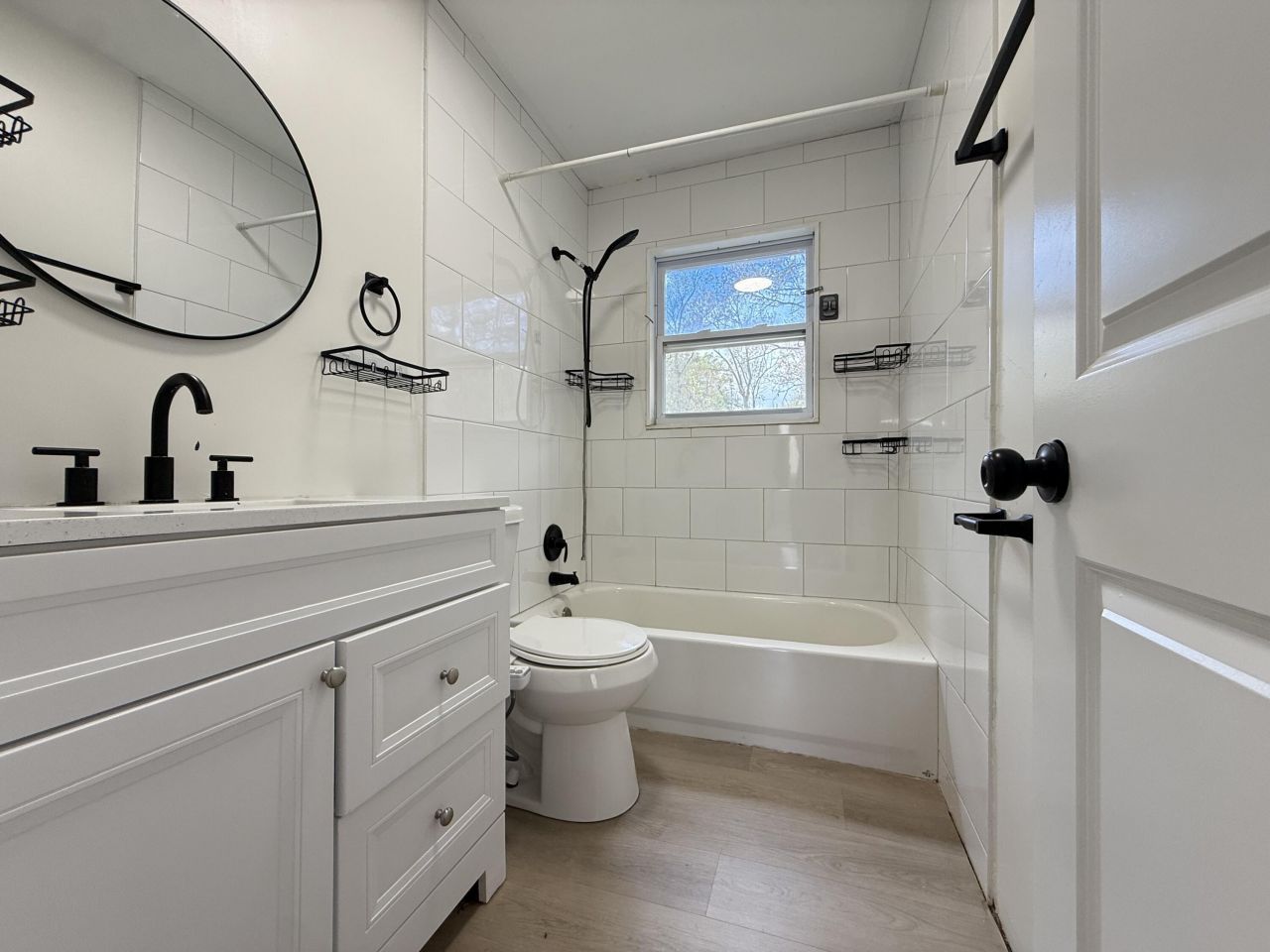 285 Koger Drive Photo 11