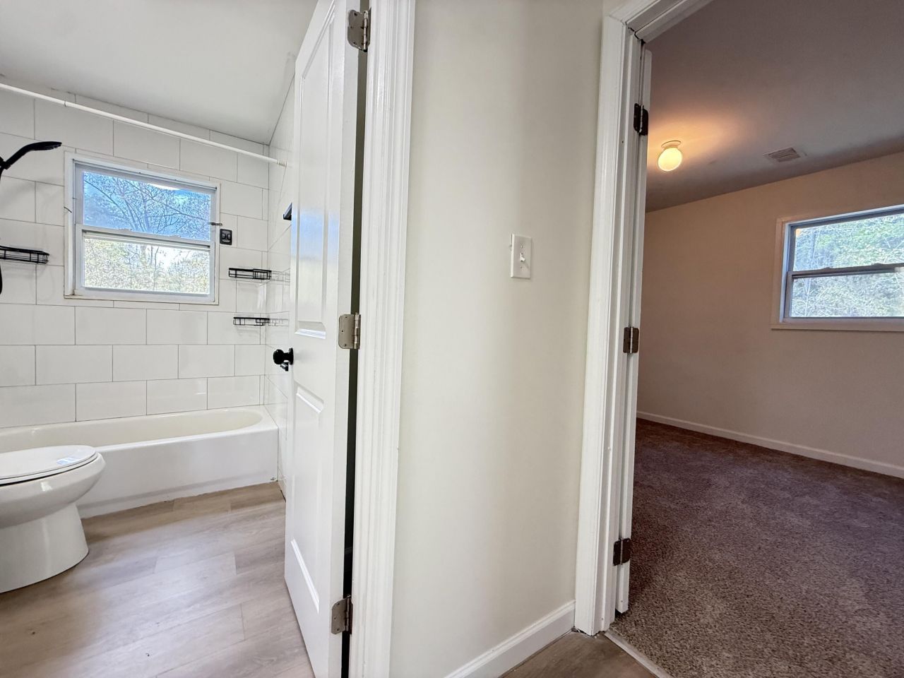 285 Koger Drive Photo 21