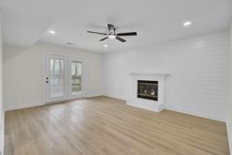 213 Alydar Court photo 4