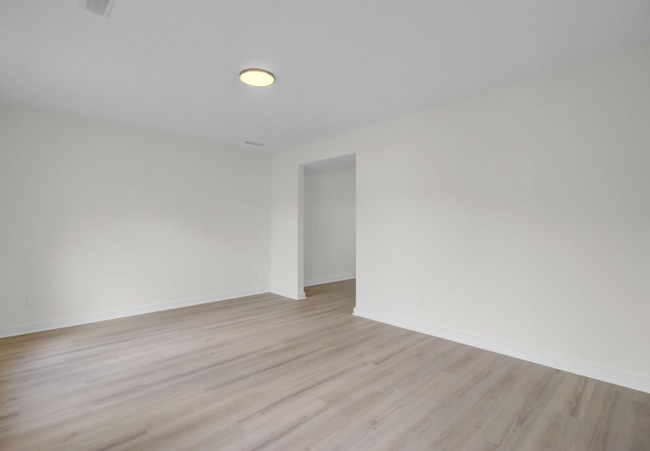 213 Alydar Court Photo 6