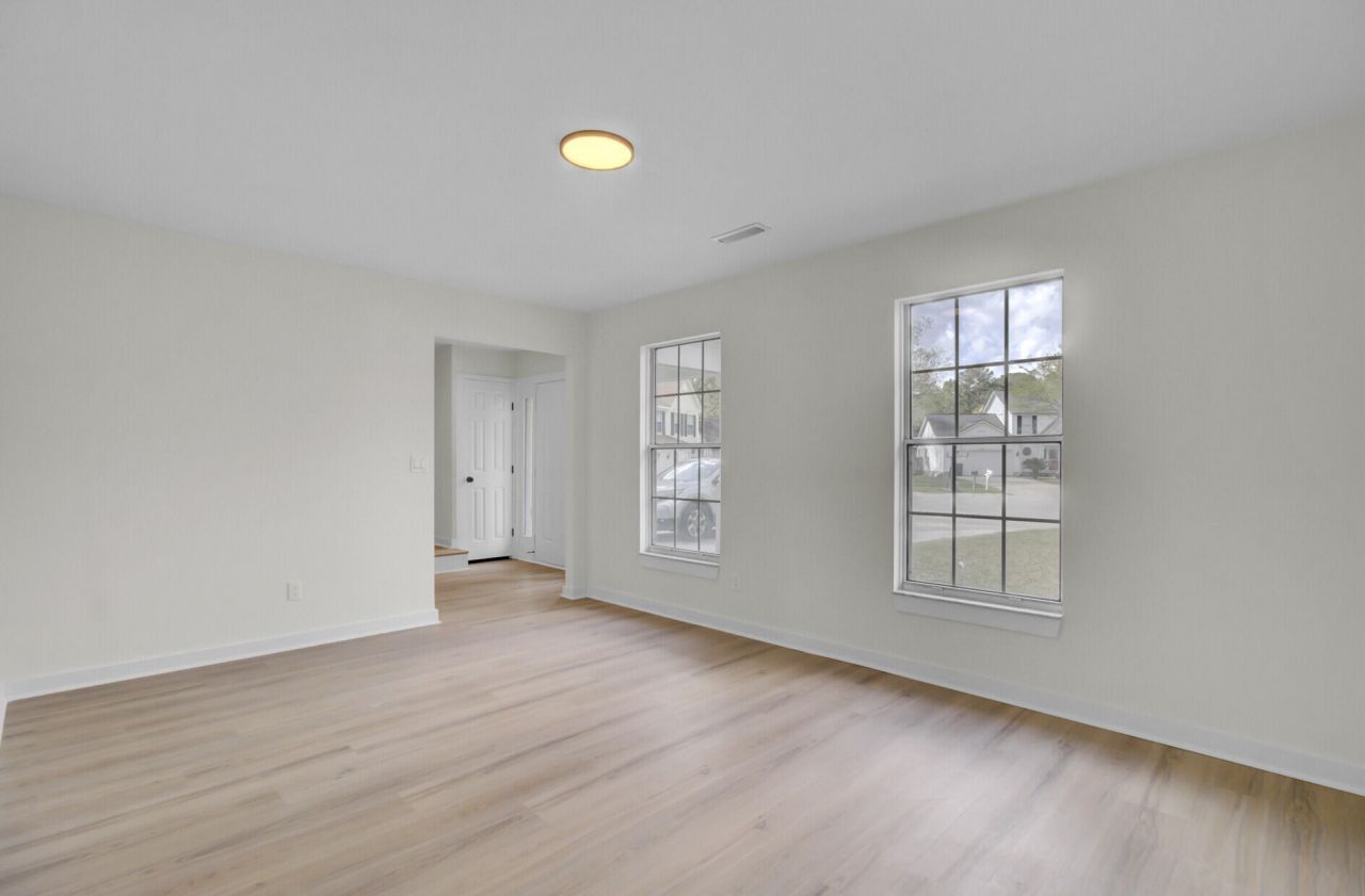 213 Alydar Court Photo 7